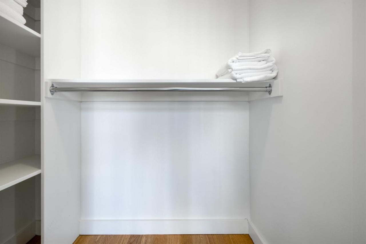 Back Bay 1br W Wd Gym Doorman Nr T Station Bos-85 Apartment *