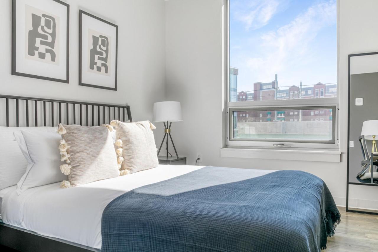 E Cambridge 2br W Gym Wd Nr Lechmere T Bos-634 Boston