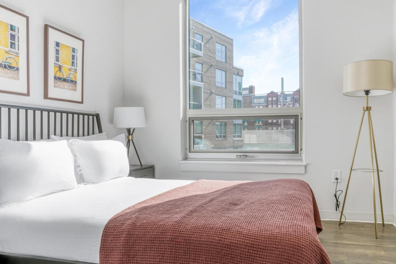 E Cambridge 2br W Gym Wd Nr Lechmere T Bos-634 Boston