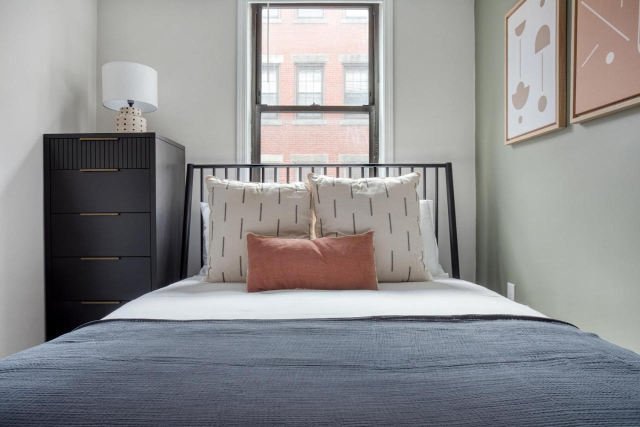 Apartment Charming N End 2br On Salem St Bos-452 Boston