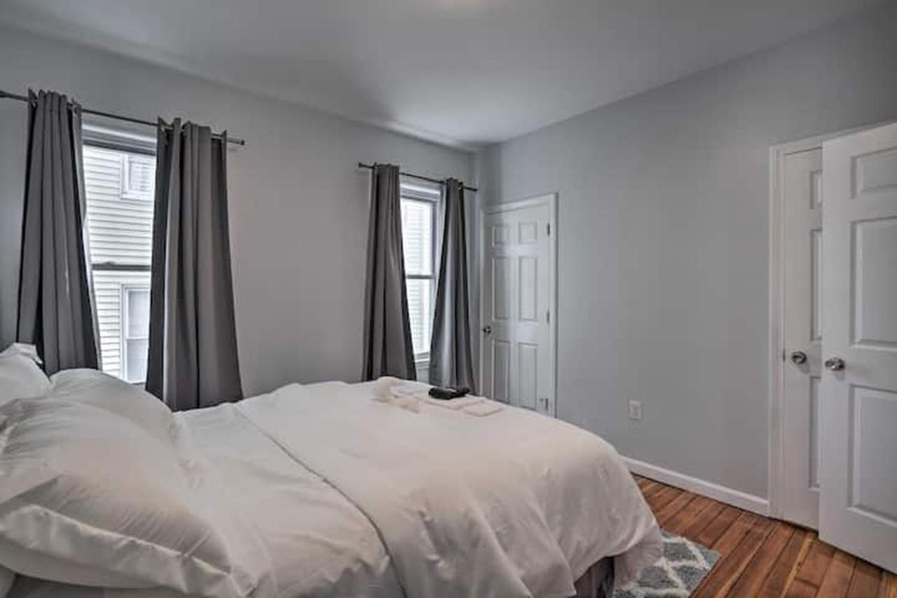 Astonishing 4br Bright *apt With Modern Amenities! Apartment