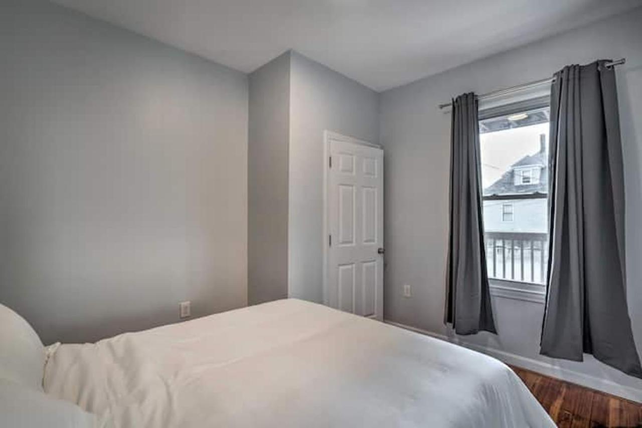 Astonishing 4br Bright *apt With Modern Amenities! Apartment *