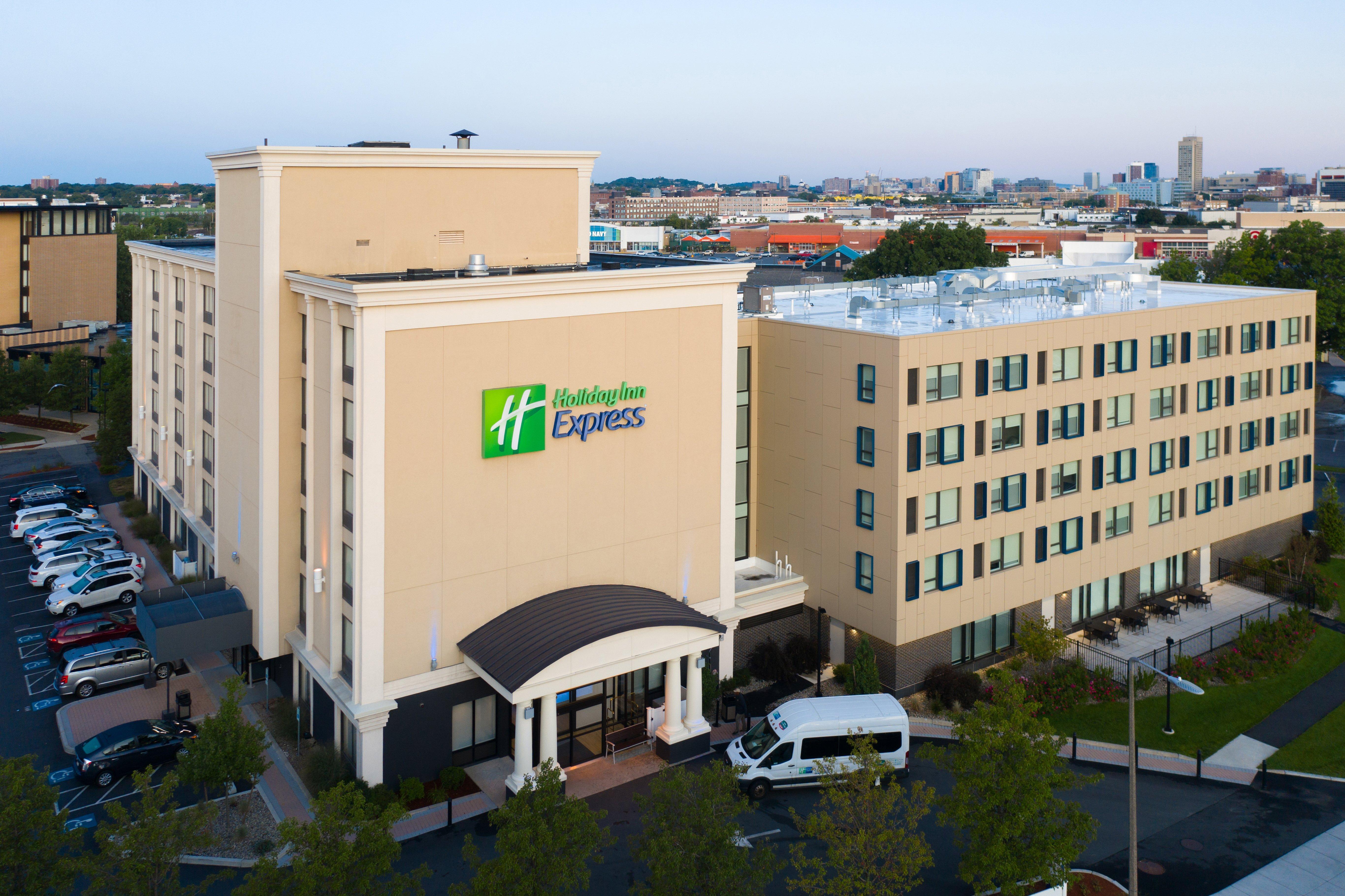 Hotel Express By Ihg