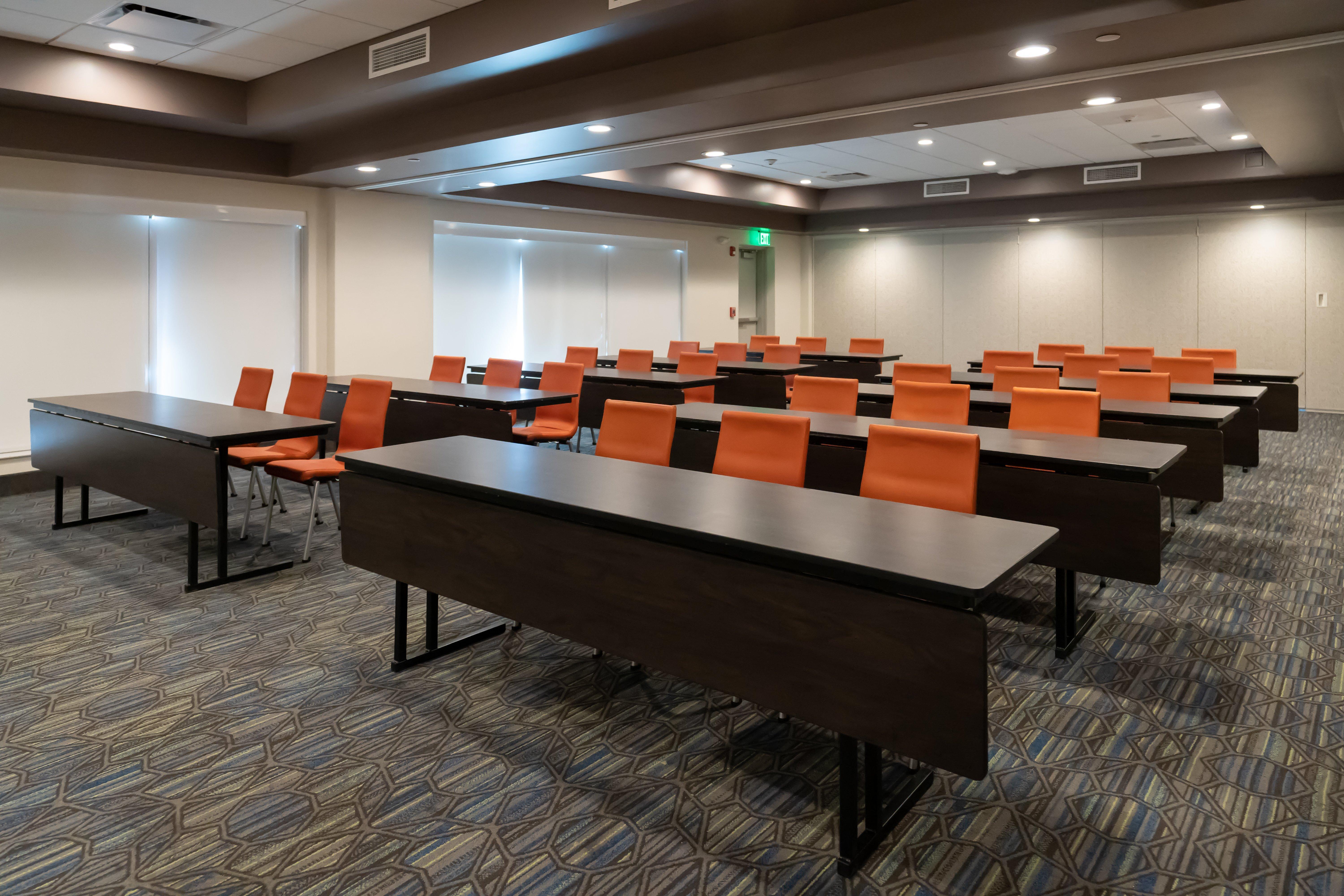 Hotel Express By Ihg Boston