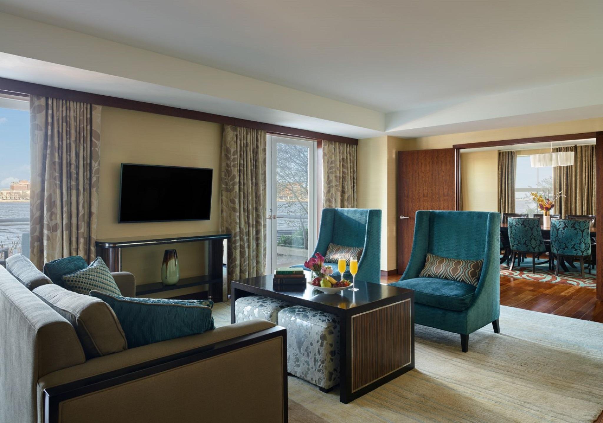 Hotel Battery Wharf Hotel, Waterfront Boston