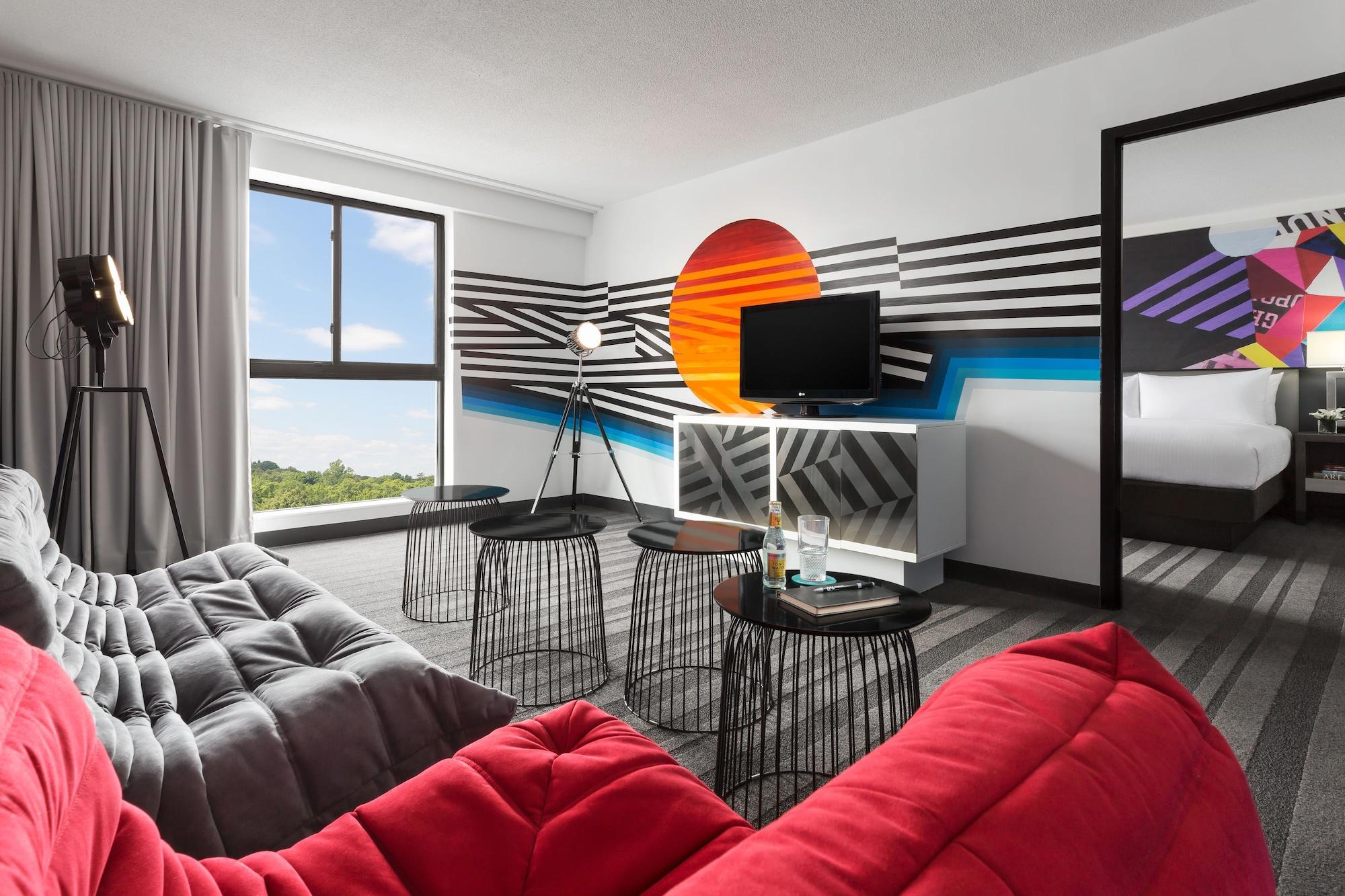 Hotel Allston