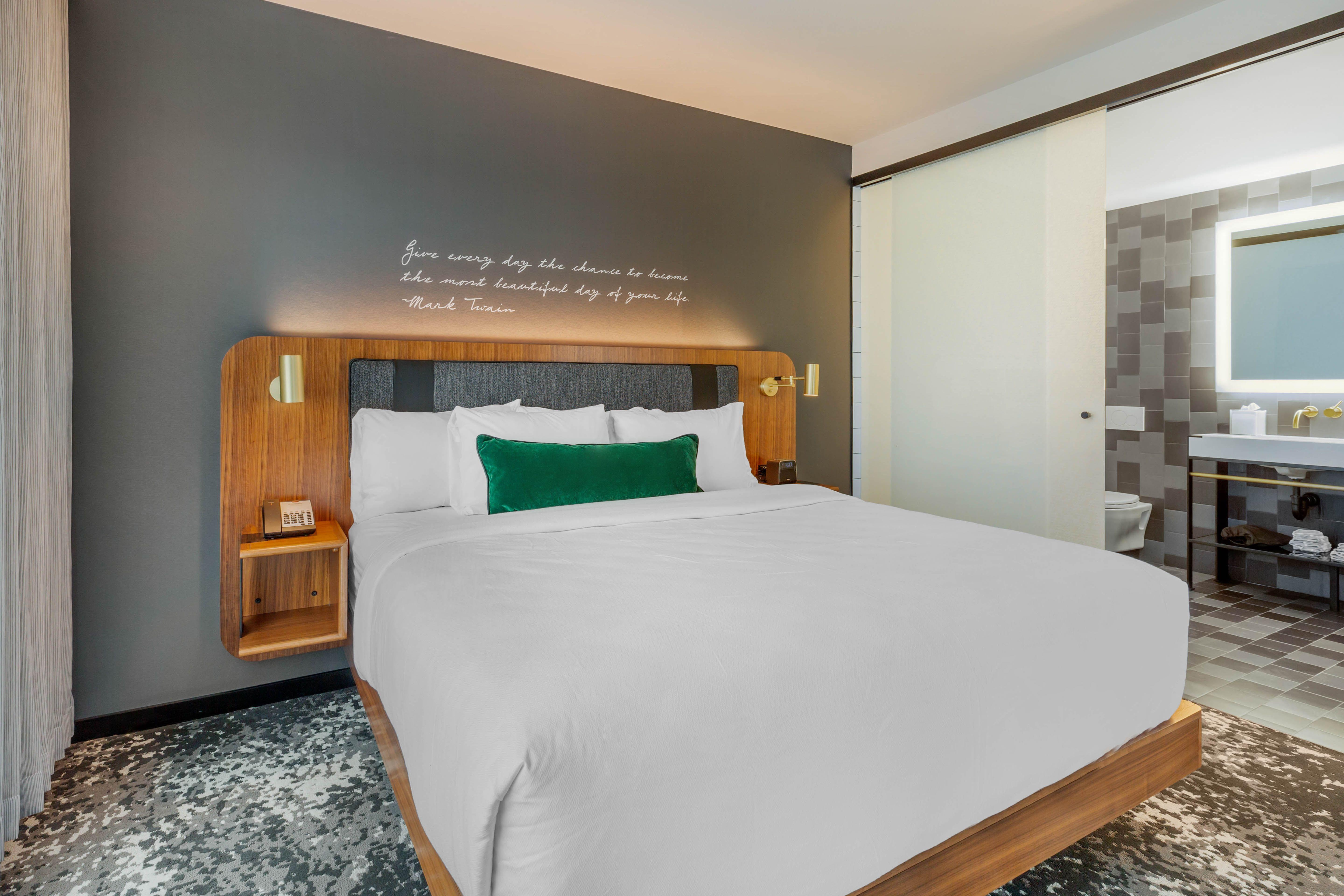 Cambria Downtown - Seaport 4*