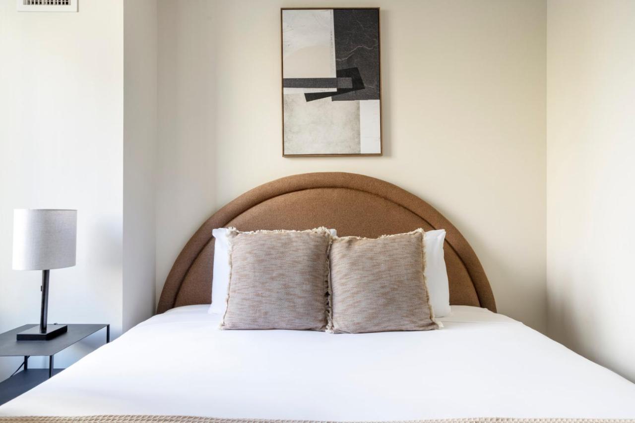 North Station 2br W Wd Terrace Nr Td Garden Bos-811