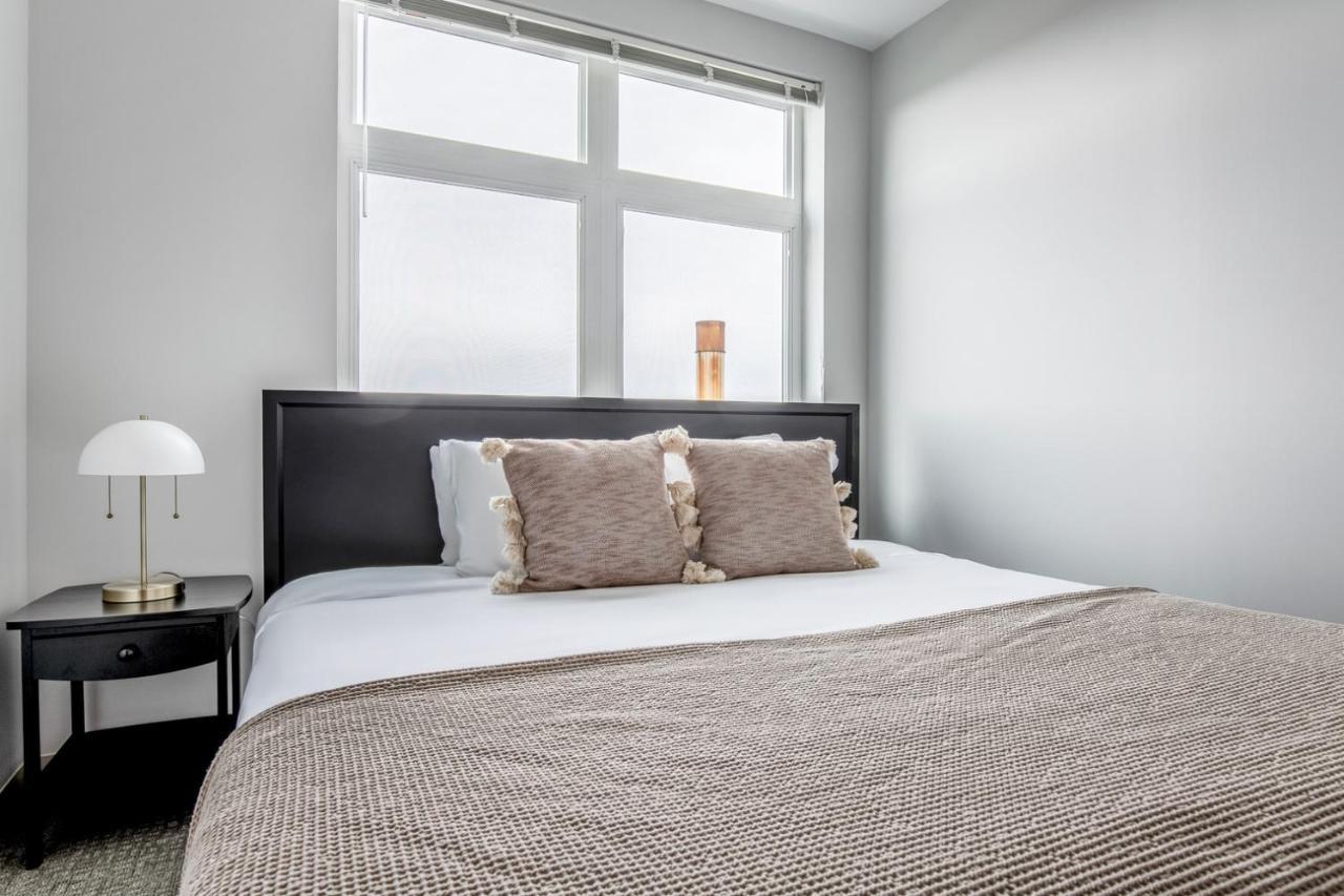 Apartment Brighton 2br W Wd Gym Nr T Shops Dining Bos-850