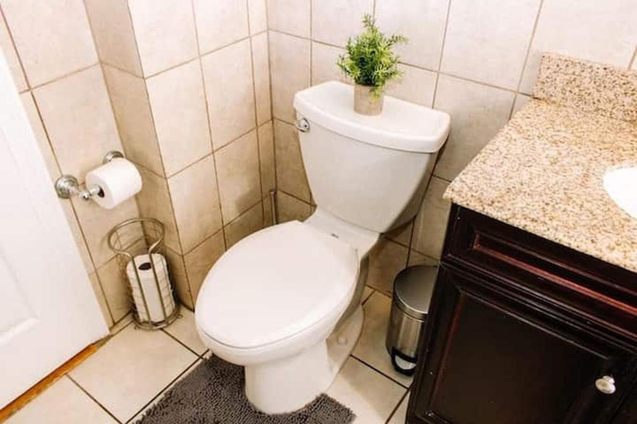 5br Triple Decker - 15 Mins To City Apartment *
