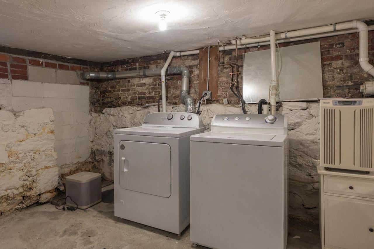 Sunny Convenient W/ Private Patio! Easy Walk To Everything! * Boston