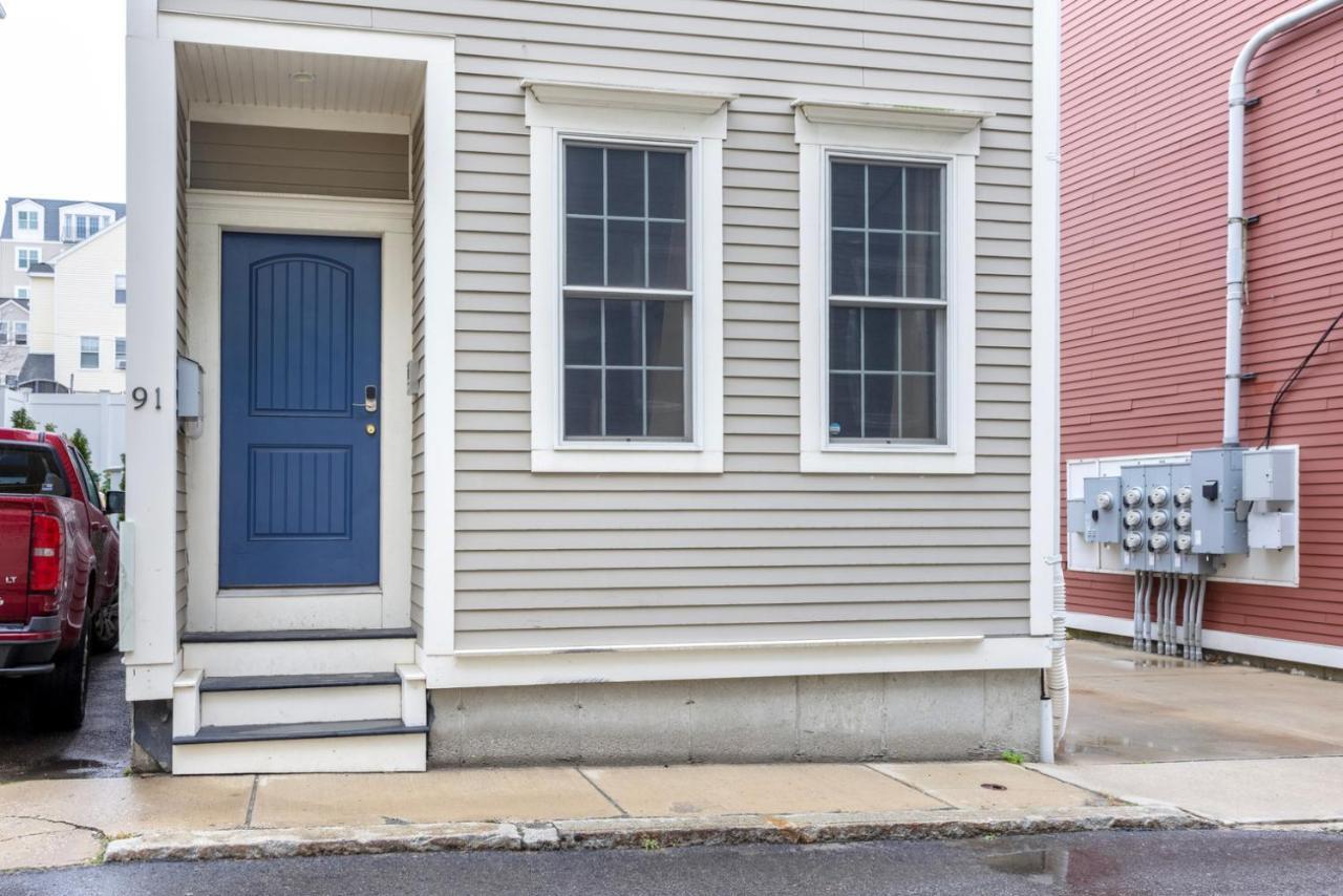 Apartment South 3br W Wd Balcony Nr Restaurants Bos-749 Boston
