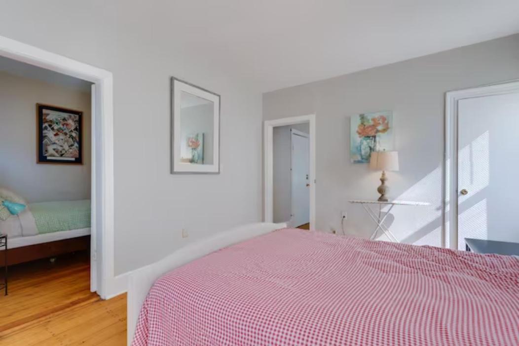 New! Entire House Near Mbta, 3 Mi To Fenway!