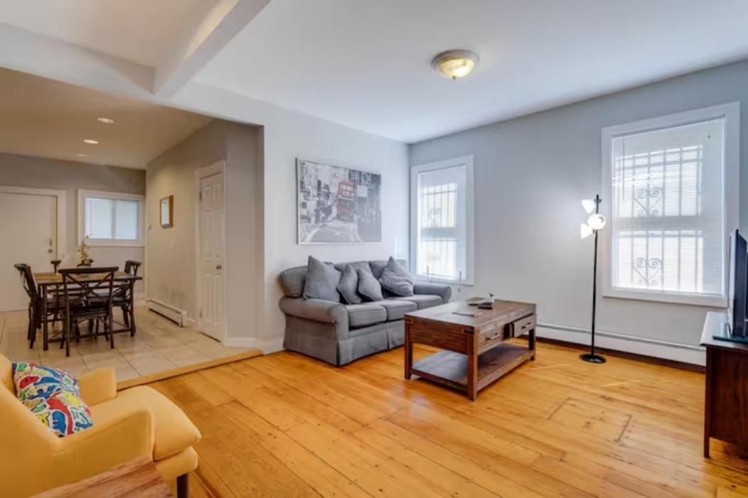 New! Entire House Near Mbta, 3 Mi To Fenway! * Boston