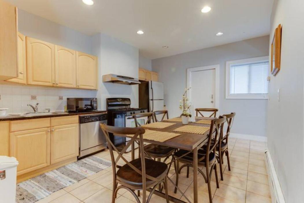 New! Entire House Near Mbta, 3 Mi To Fenway!