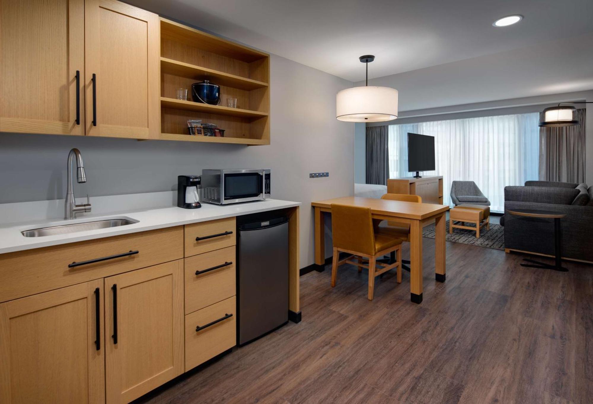 Hyatt Place Boston/seaport District Hotel Boston