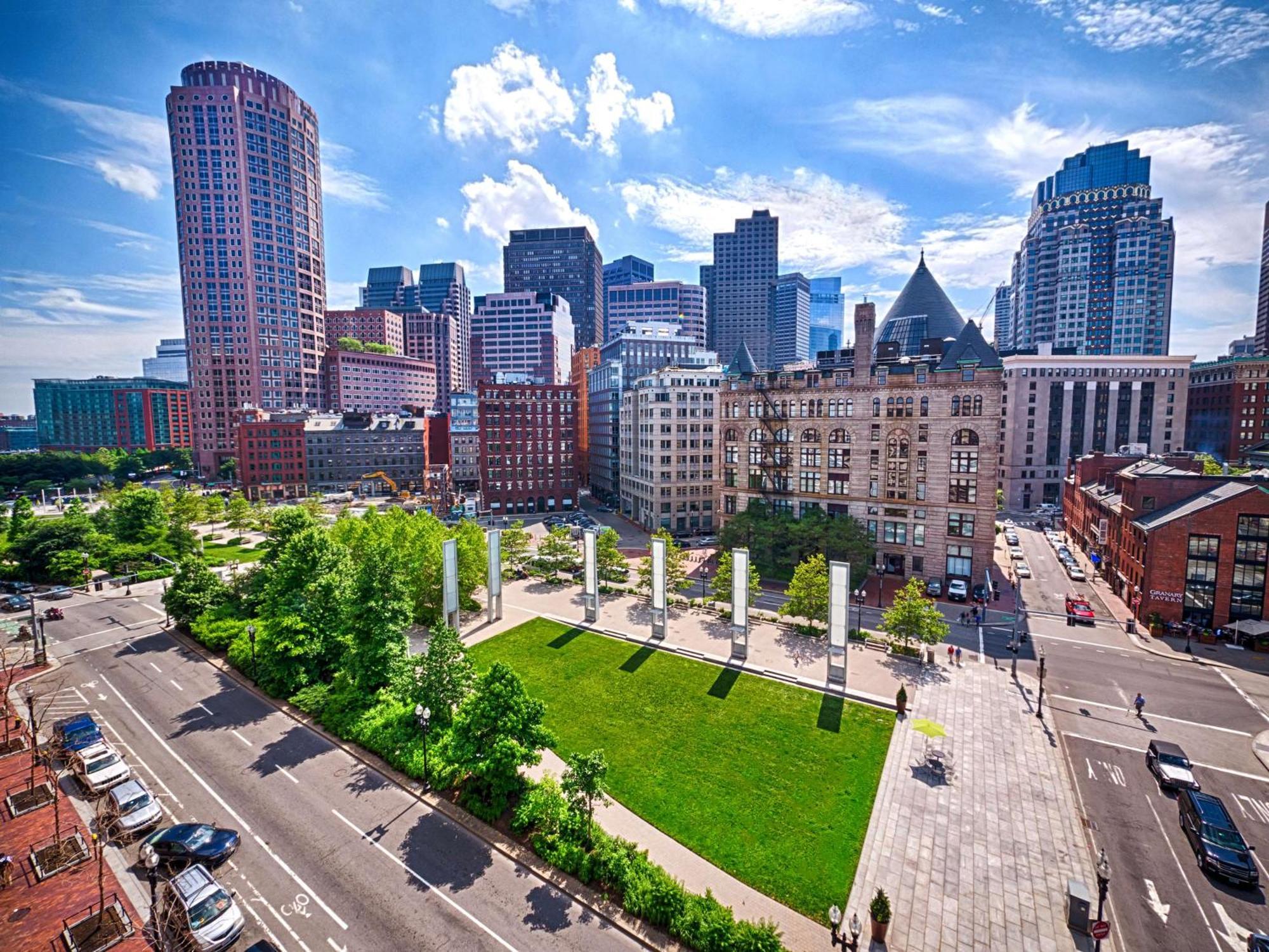 Hyatt Place Boston/seaport District