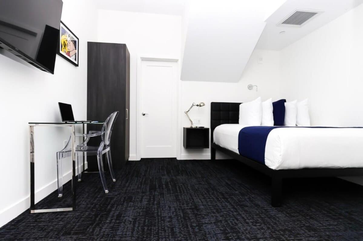 Stylish In Historic - Unit #405 Apartment