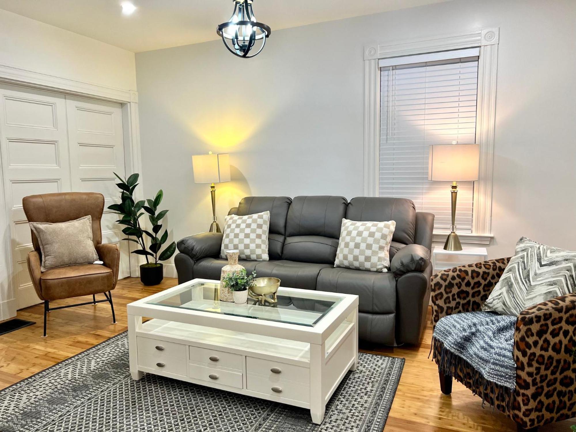 Casa de férias Harvrd-mit-b.u./parkfree/single Family Boston
