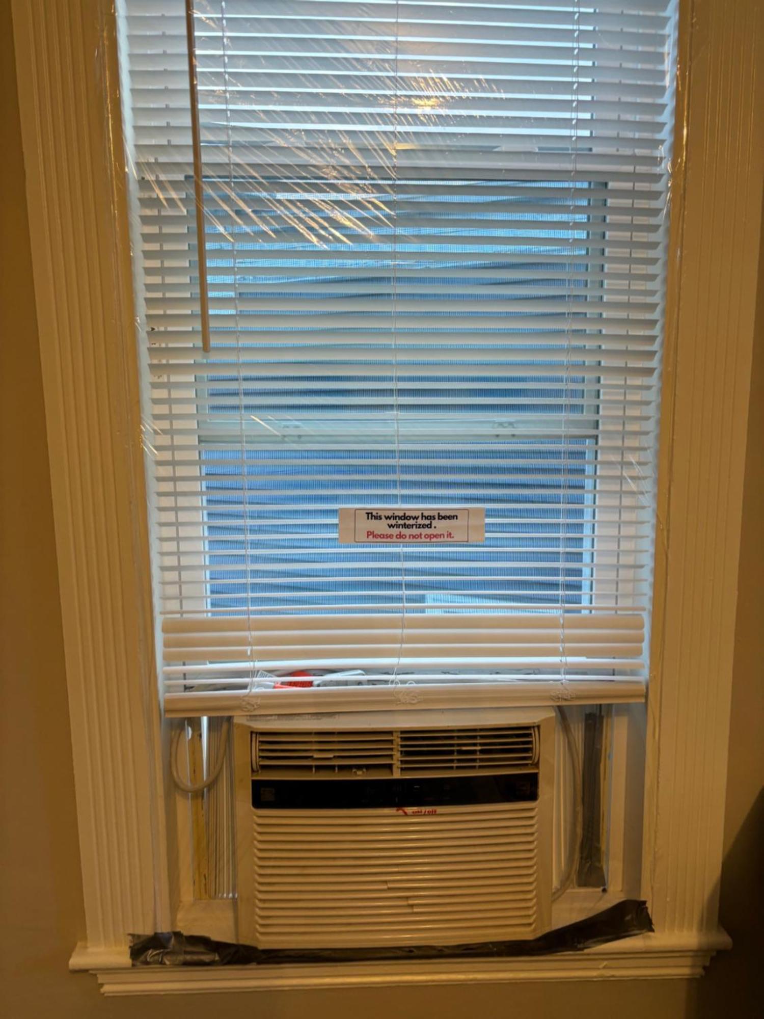 In - 3 Locations In Dorchester Homestay