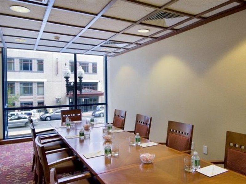 Doubletree By Hilton - Downtown 3* Boston