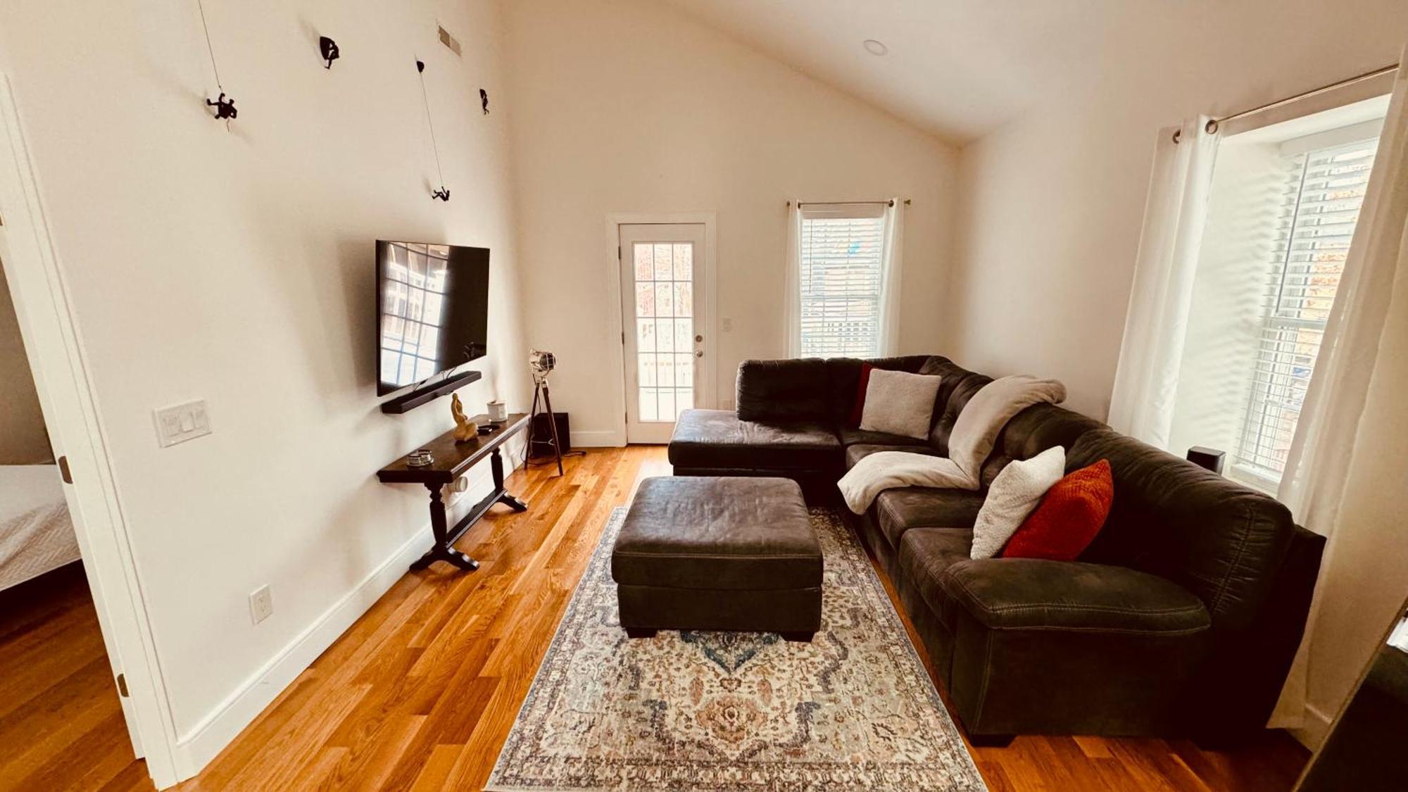 Perrin Place Unit 3 Apartment