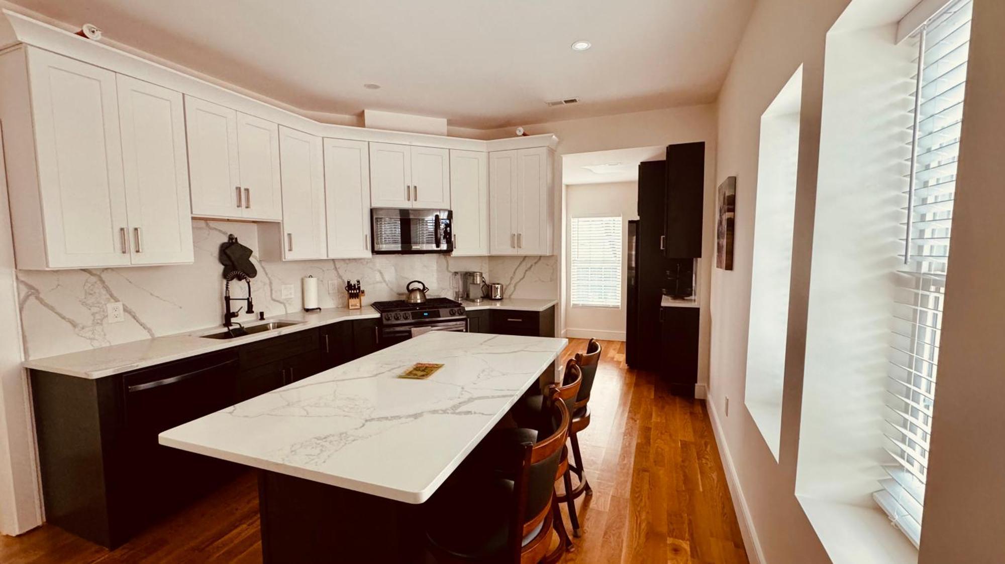 Perrin Place Unit 3 Apartment *