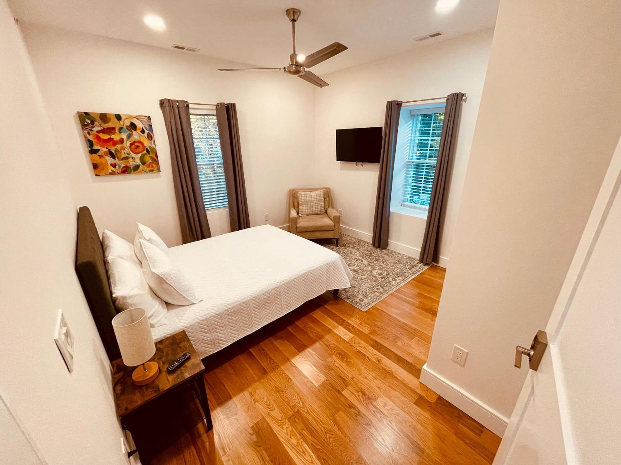 Apartment Perrin Place Unit 3 *
