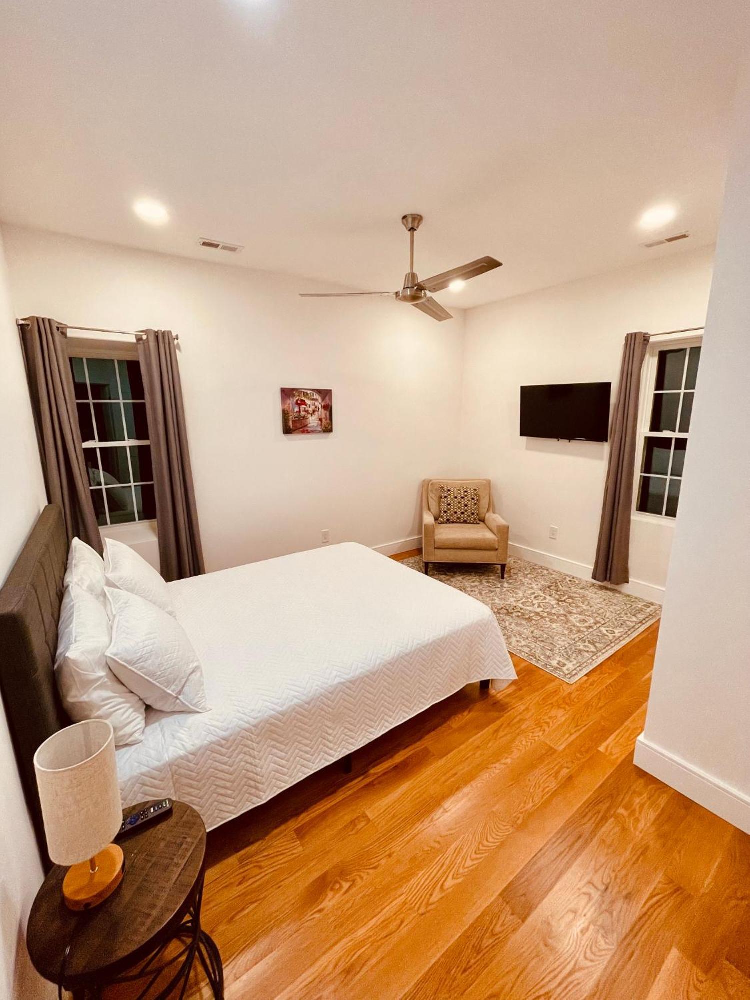 Perrin Place Unit 3 Apartment *