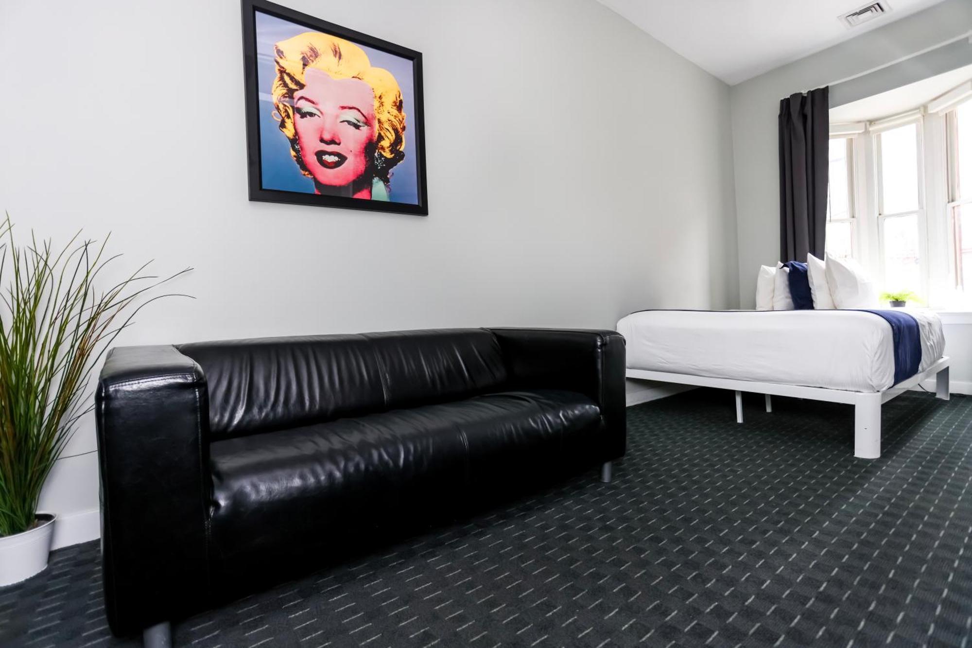 Stylish On Newbury St #3 Apartment Boston