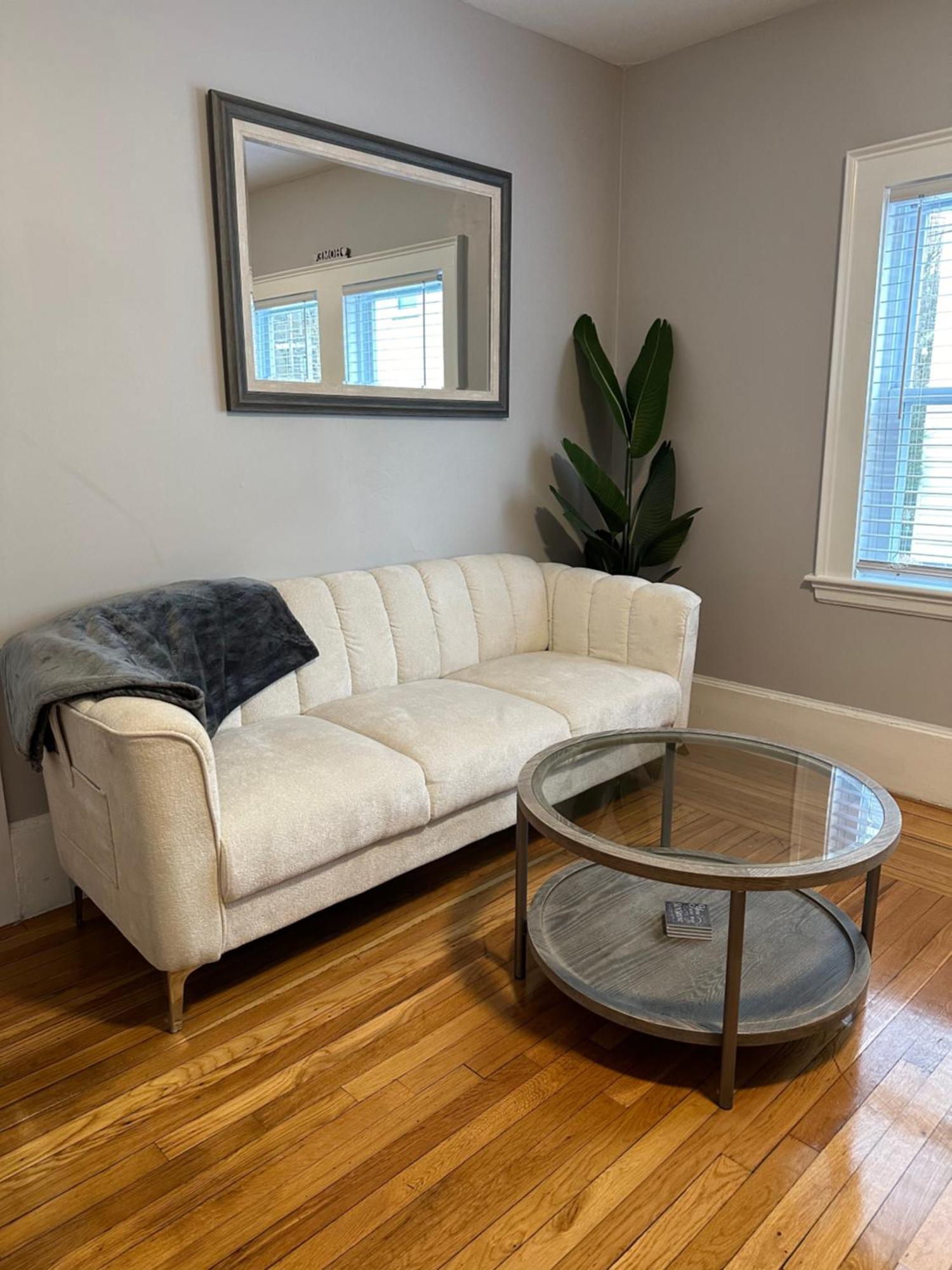 Apartment *cozy, Convenient Boston. Indulge, Deserve It* *