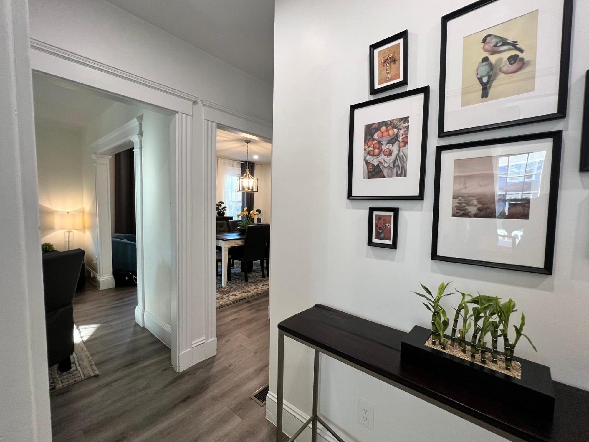 Roslindale Village Apartment *
