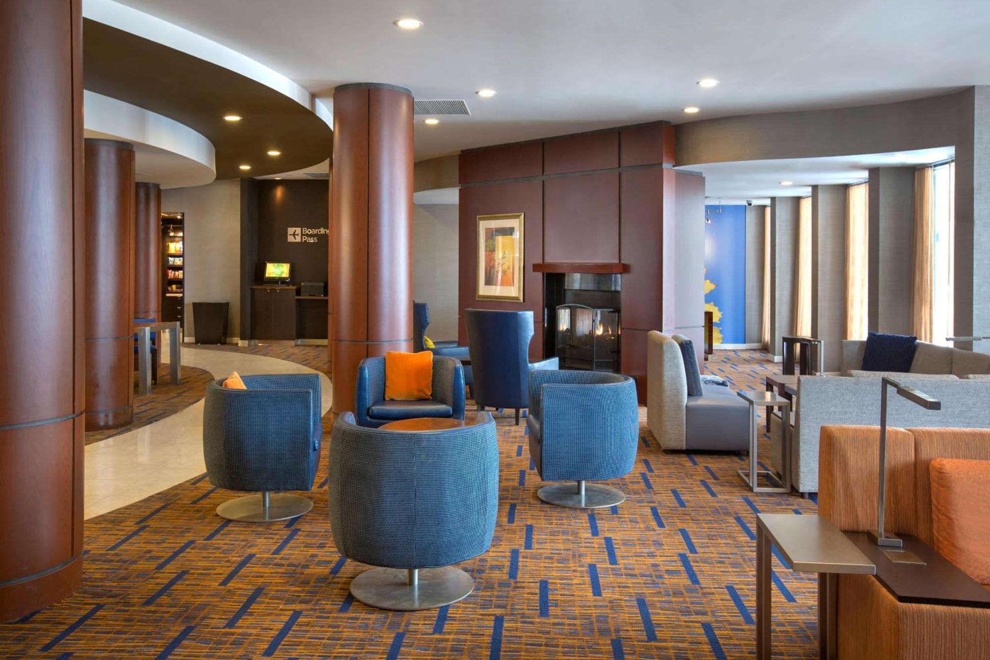 Courtyard Boston-south Hotel 3*