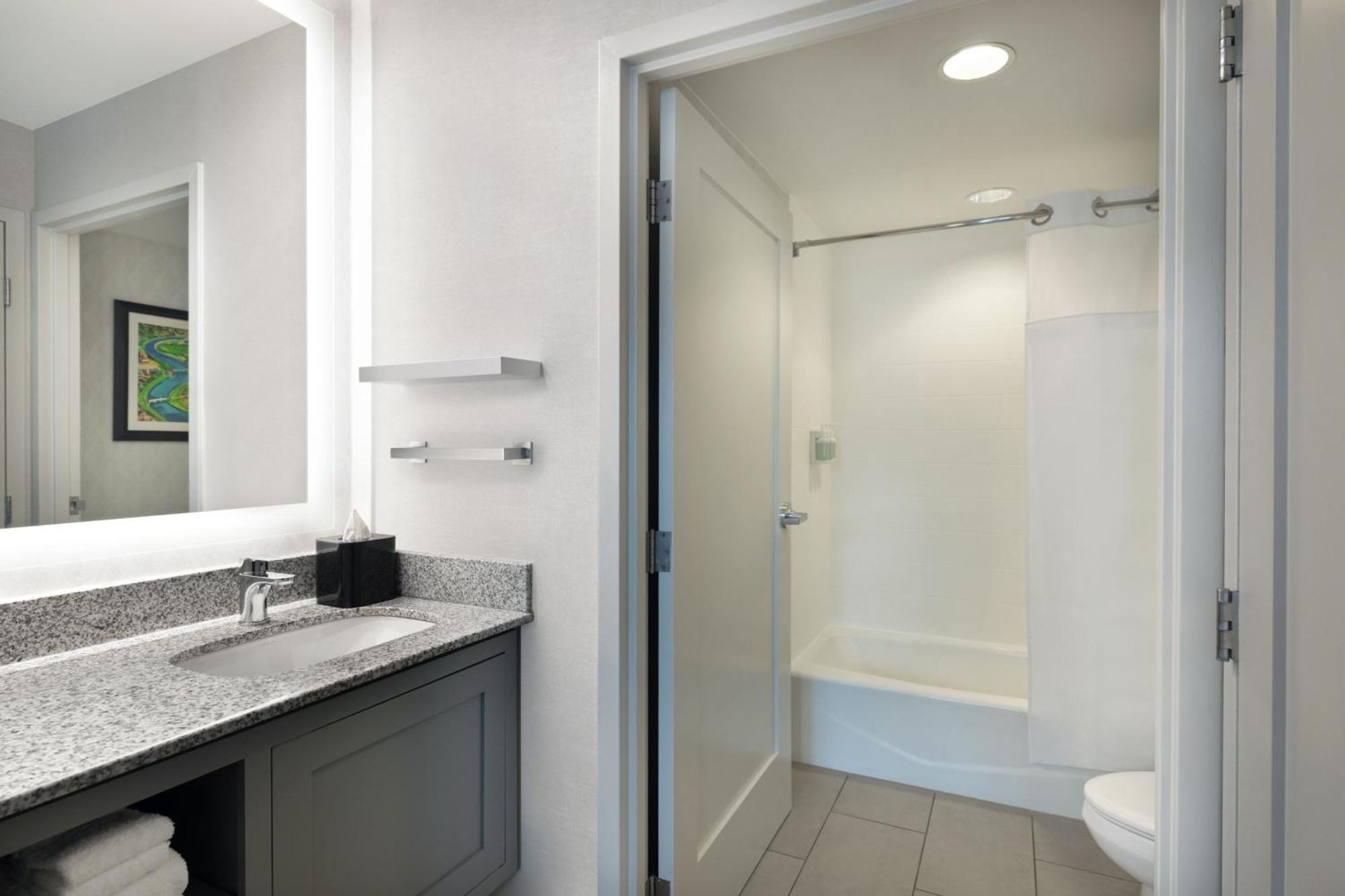 By Marriott Back Bay/fenway Hotel 3*