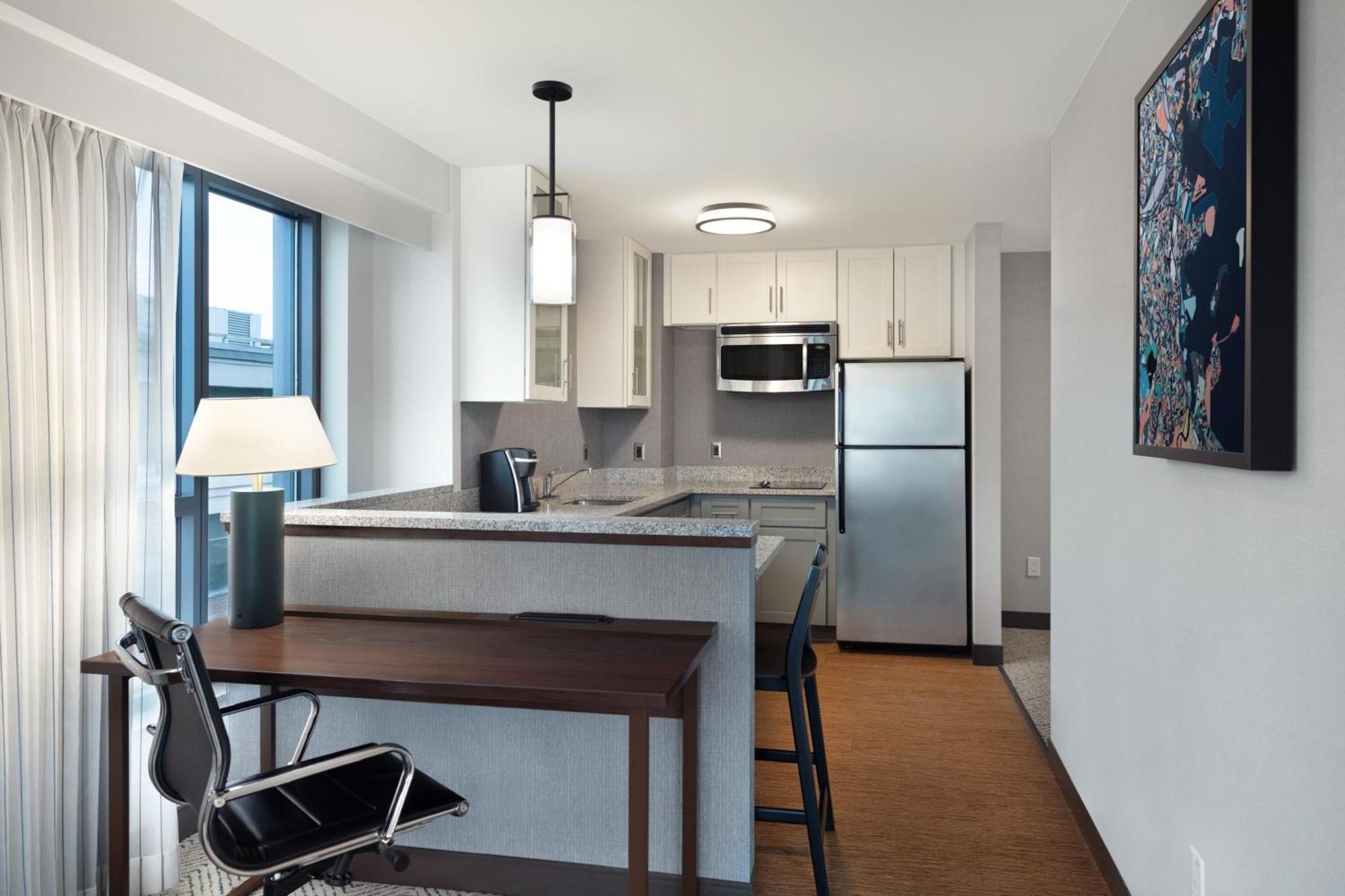 By Marriott Back Bay/fenway Hotel 3*