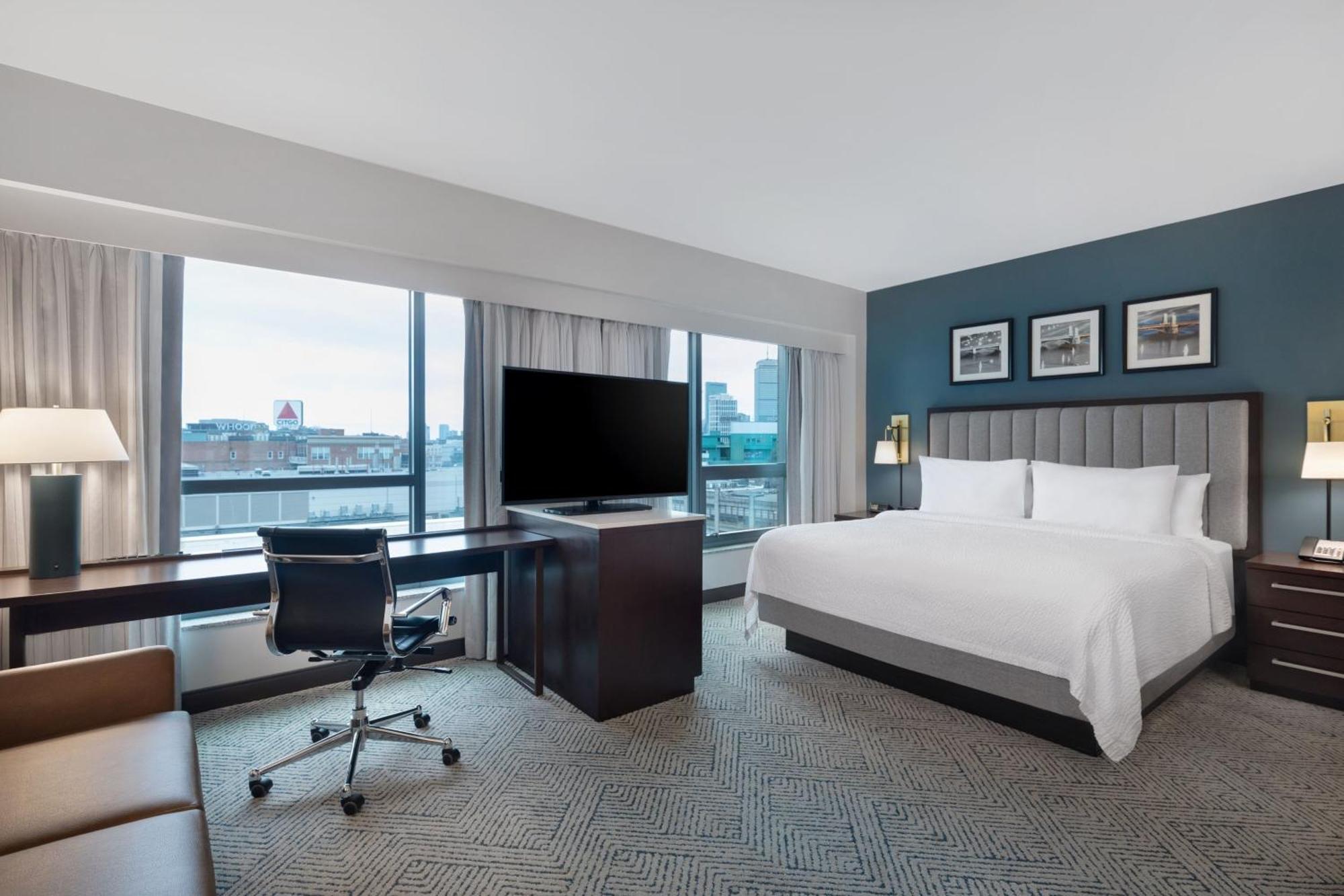 Hotel By Marriott Back Bay/fenway 3*