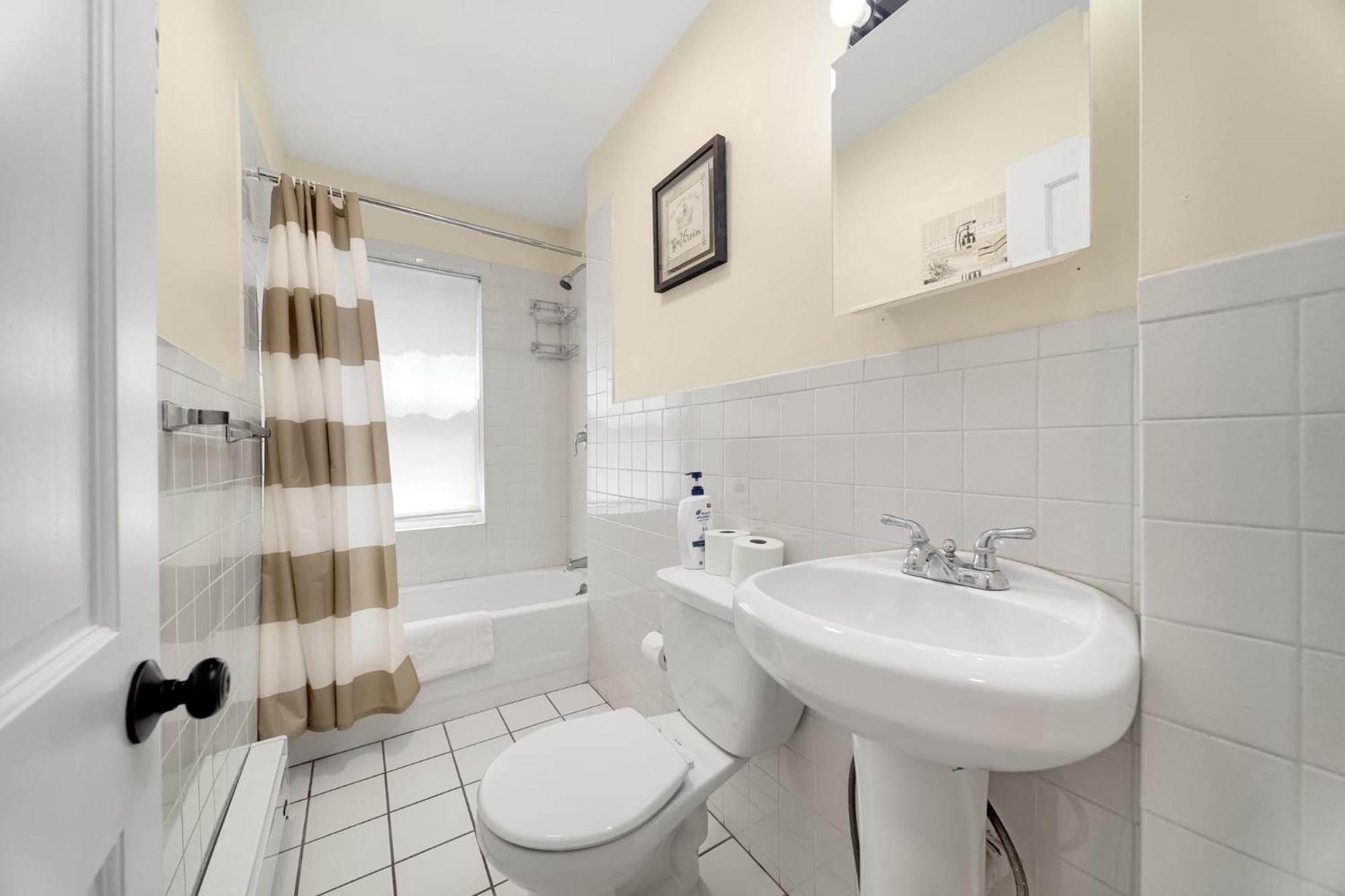 Newly Renovated 2br1ba At The * Boston