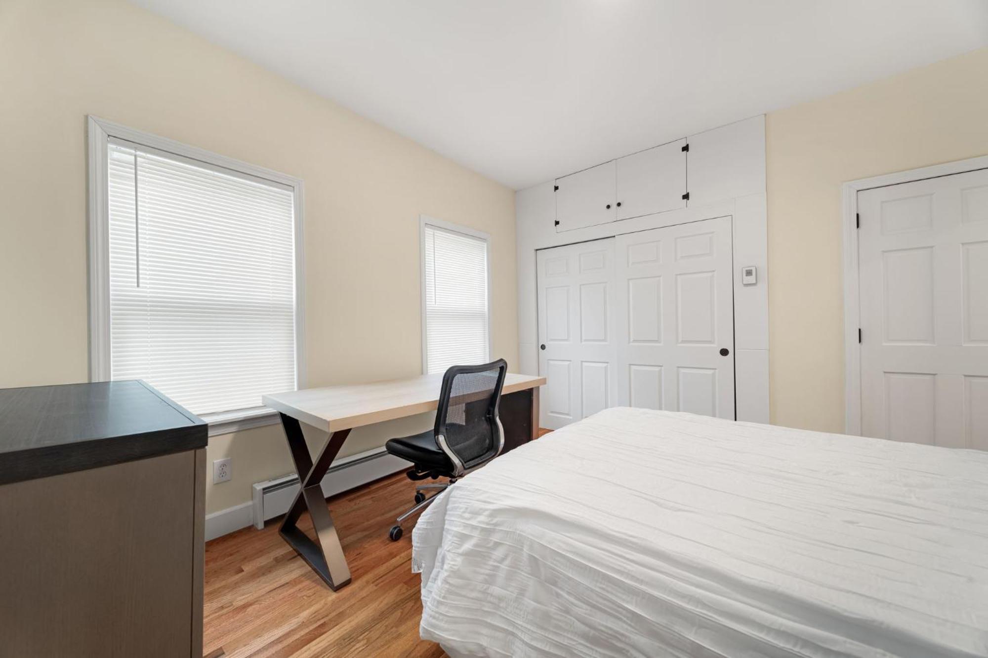Newly Renovated 2br1ba At The Apartment Boston
