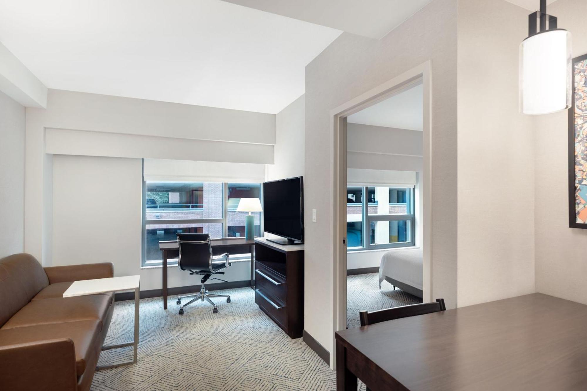 By Marriott Back Bay/fenway Hotel Boston