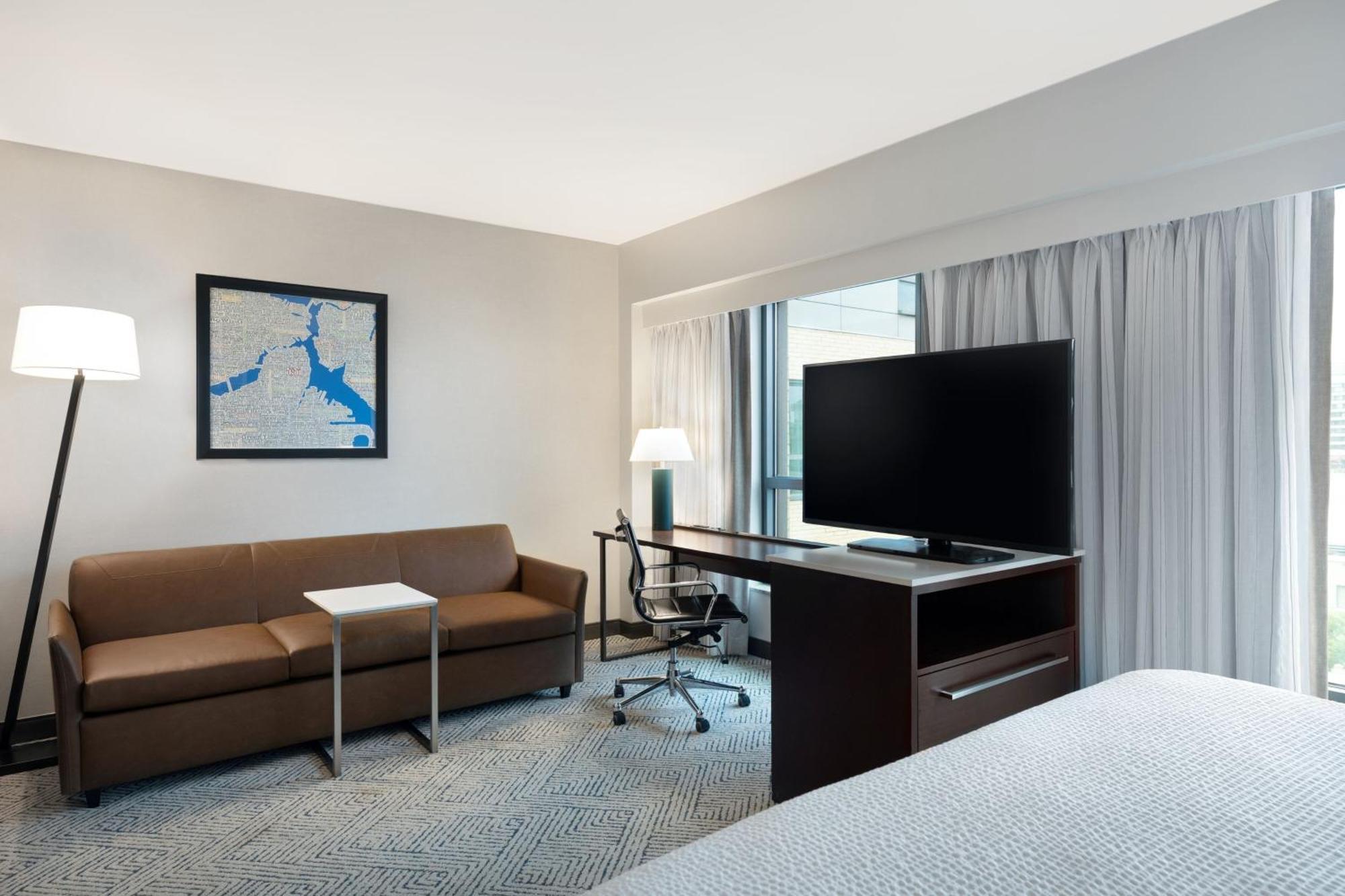 By Marriott Back Bay/fenway 3* Boston