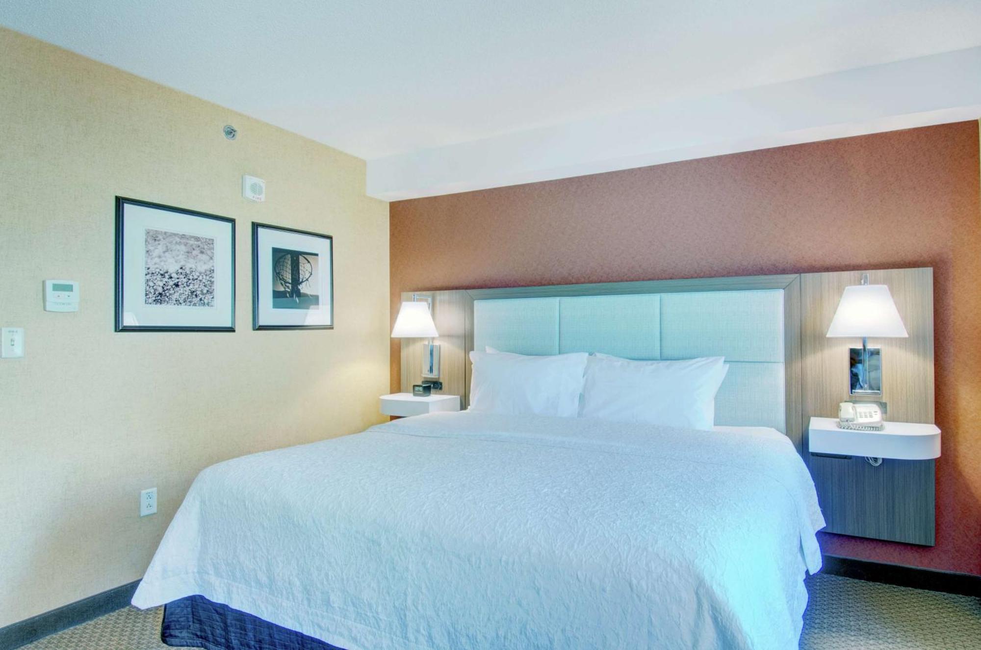 Hotel Hampton & Crosstown Center Boston