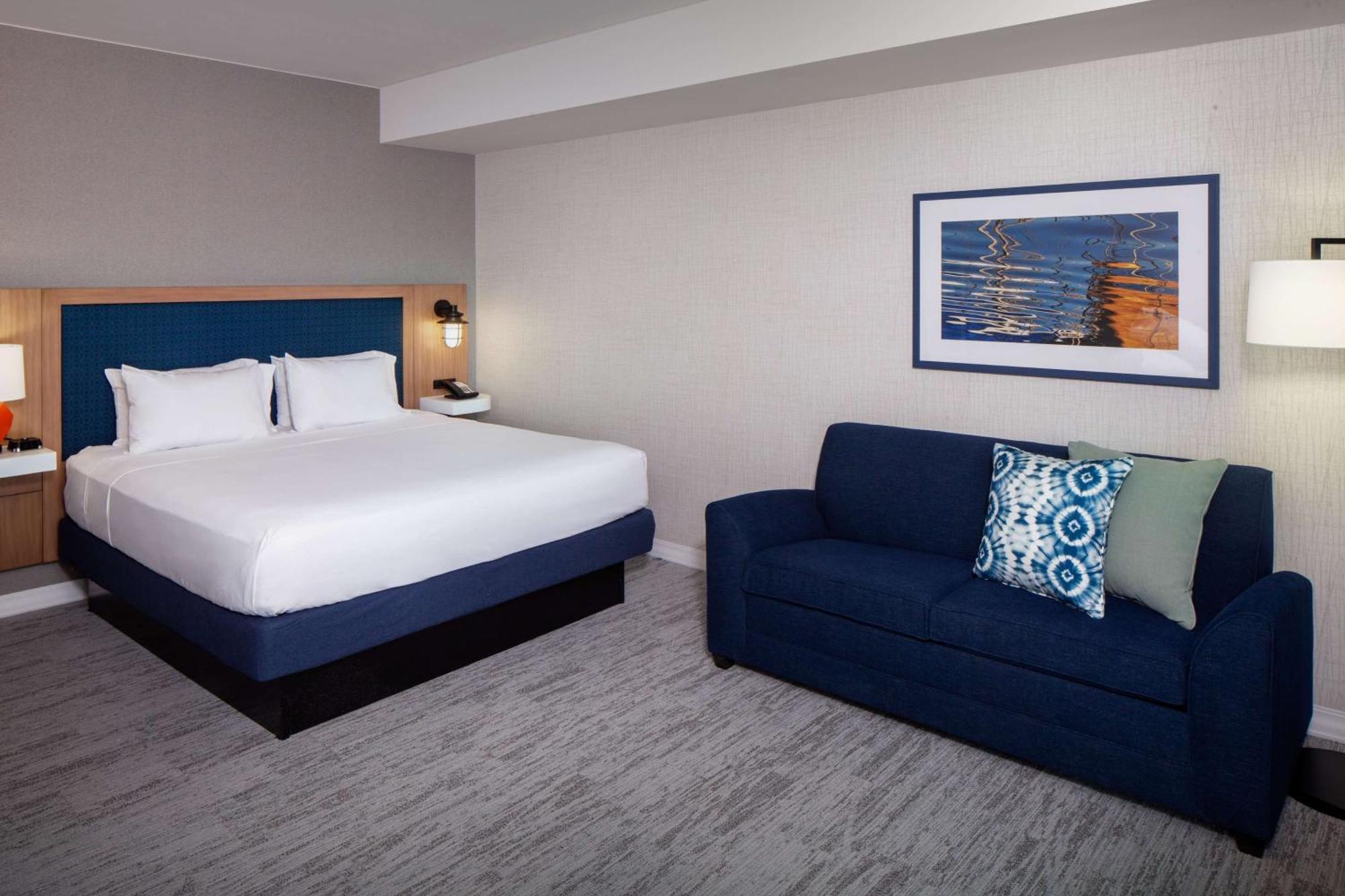 Hampton Seaport District Hotel Boston