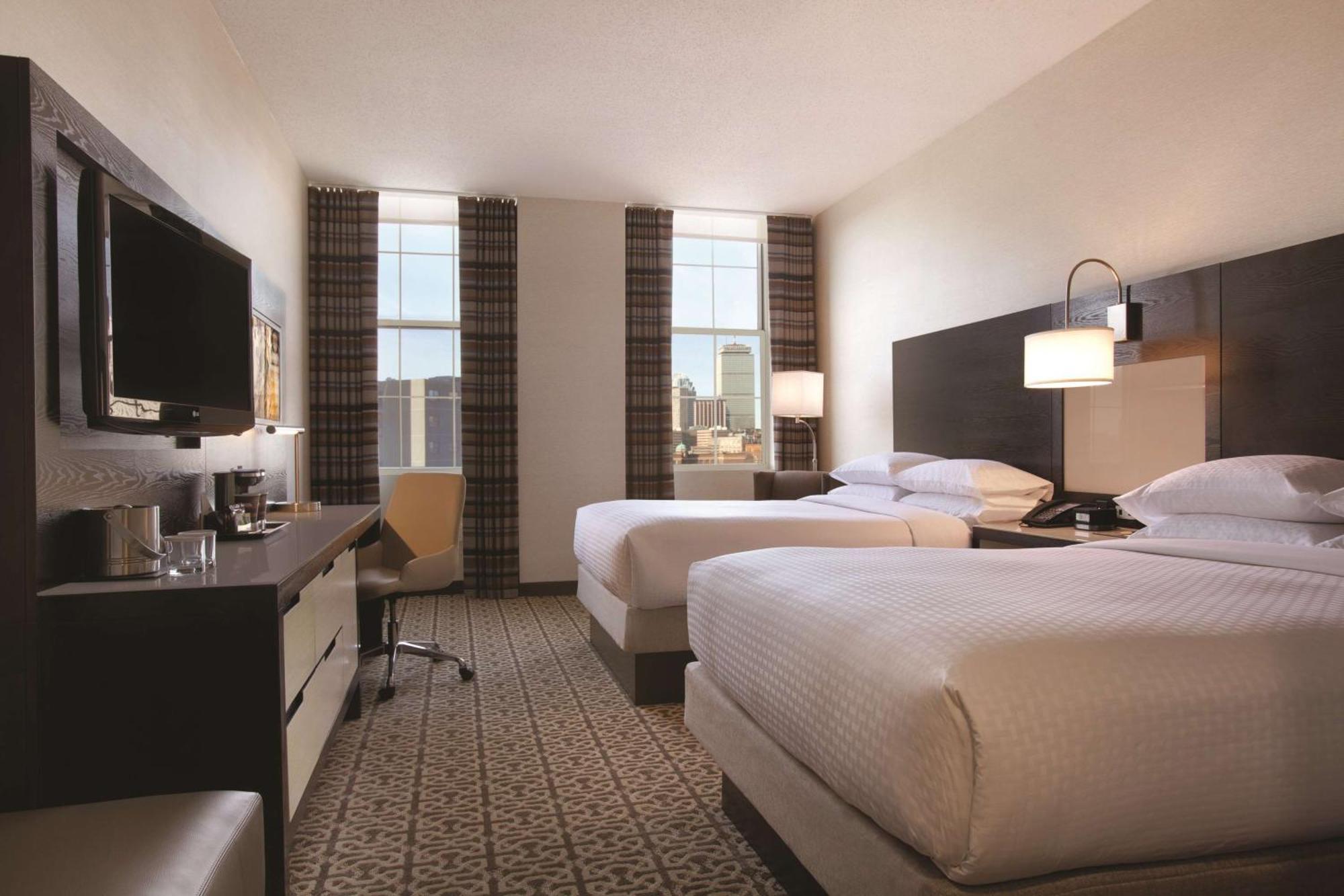 Hotel Doubletree By Hilton - Downtown 3*