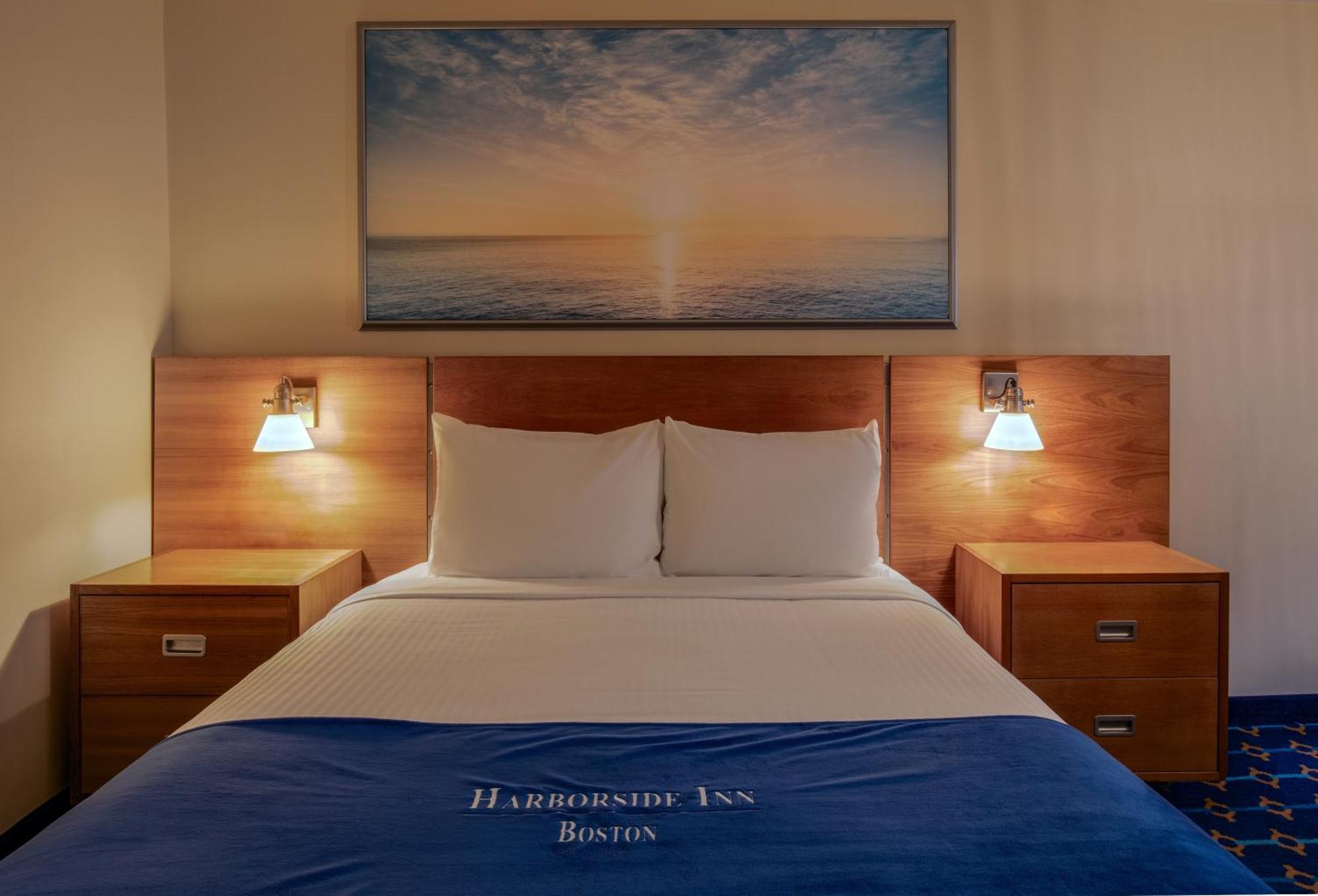 Hotel Harborside Boston