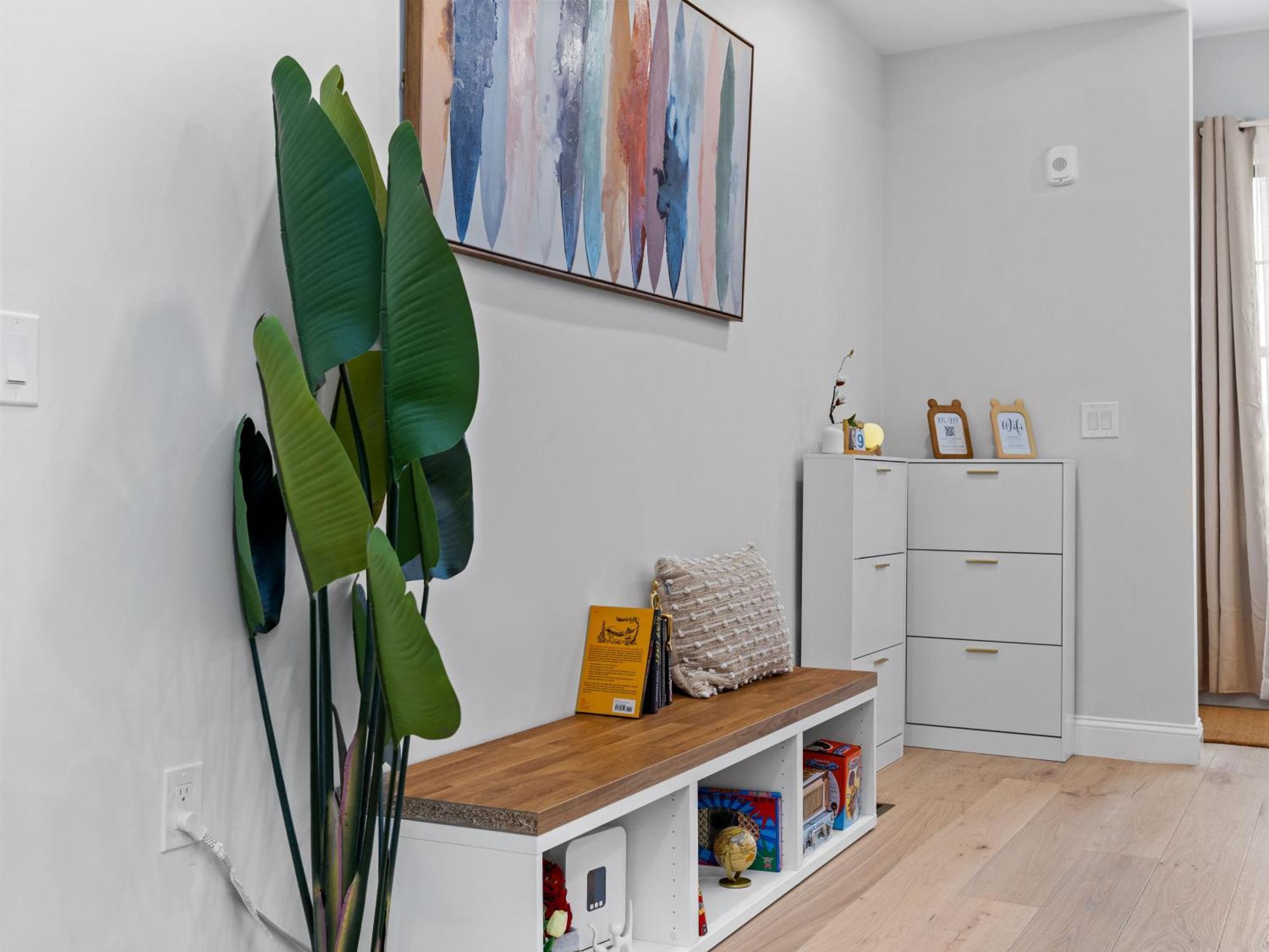 5br 3bath 6beds Apartment *