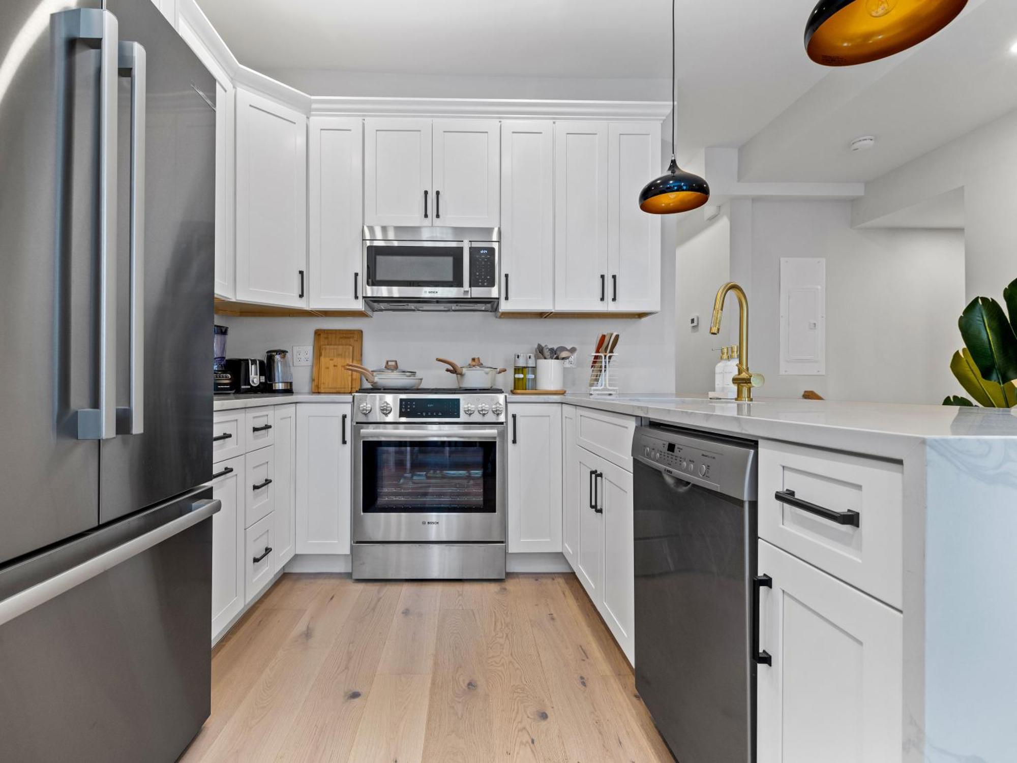 5br 3bath 6beds Apartment