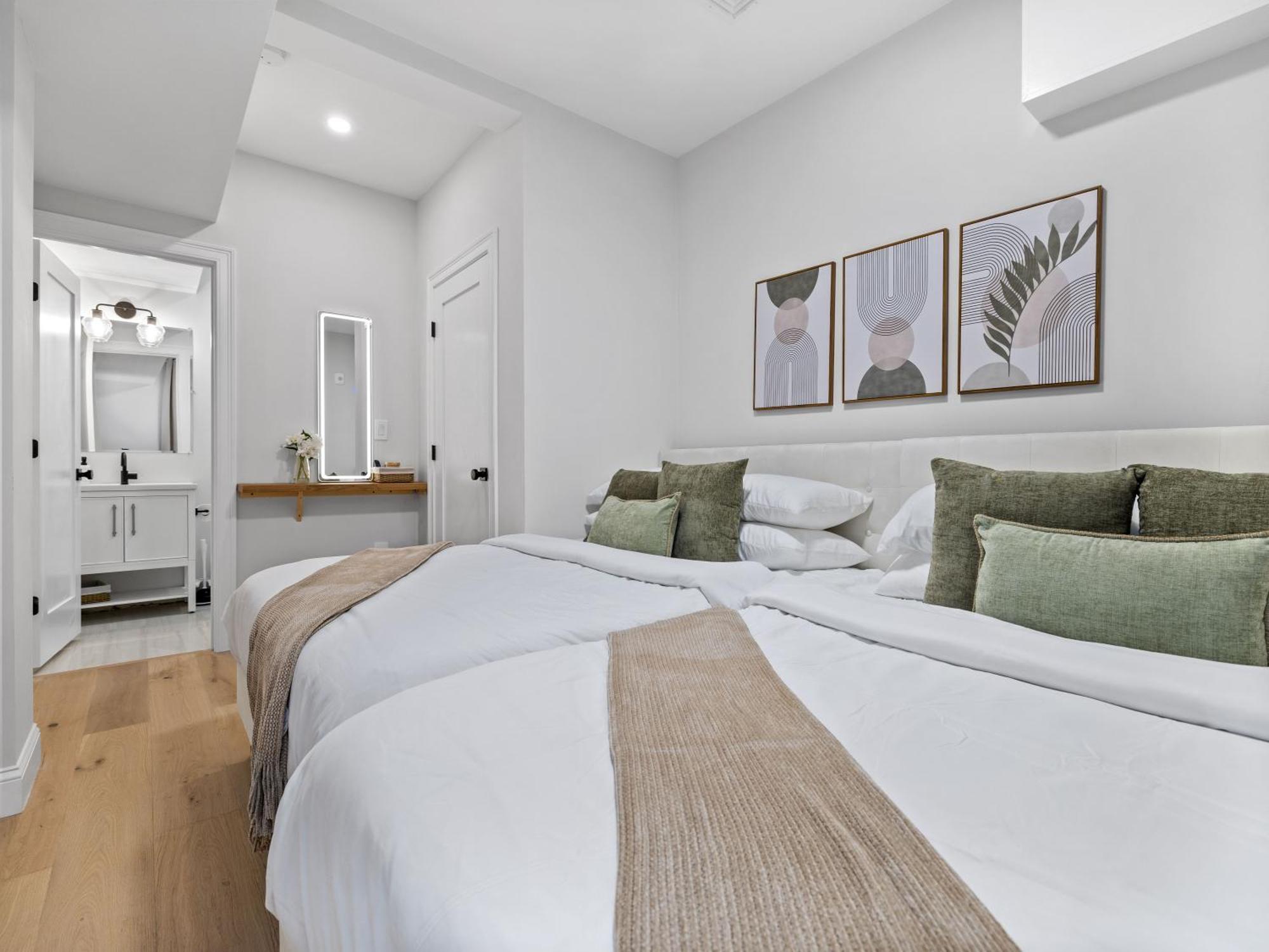 Apartment 5br 3bath 6beds