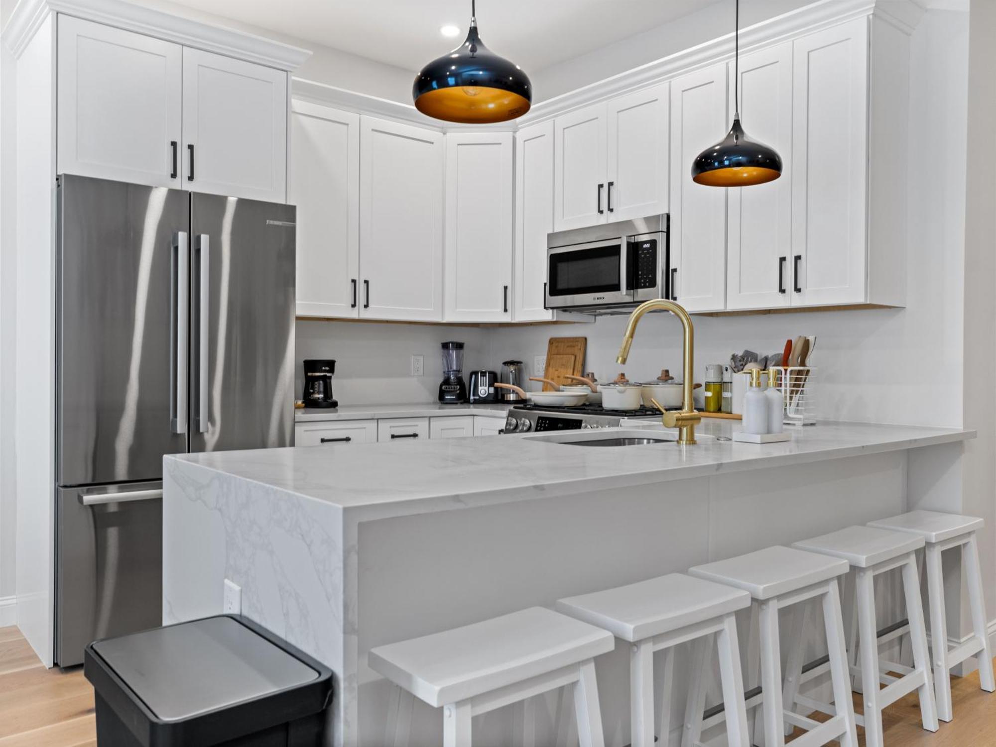 5br 3bath 6beds * Boston