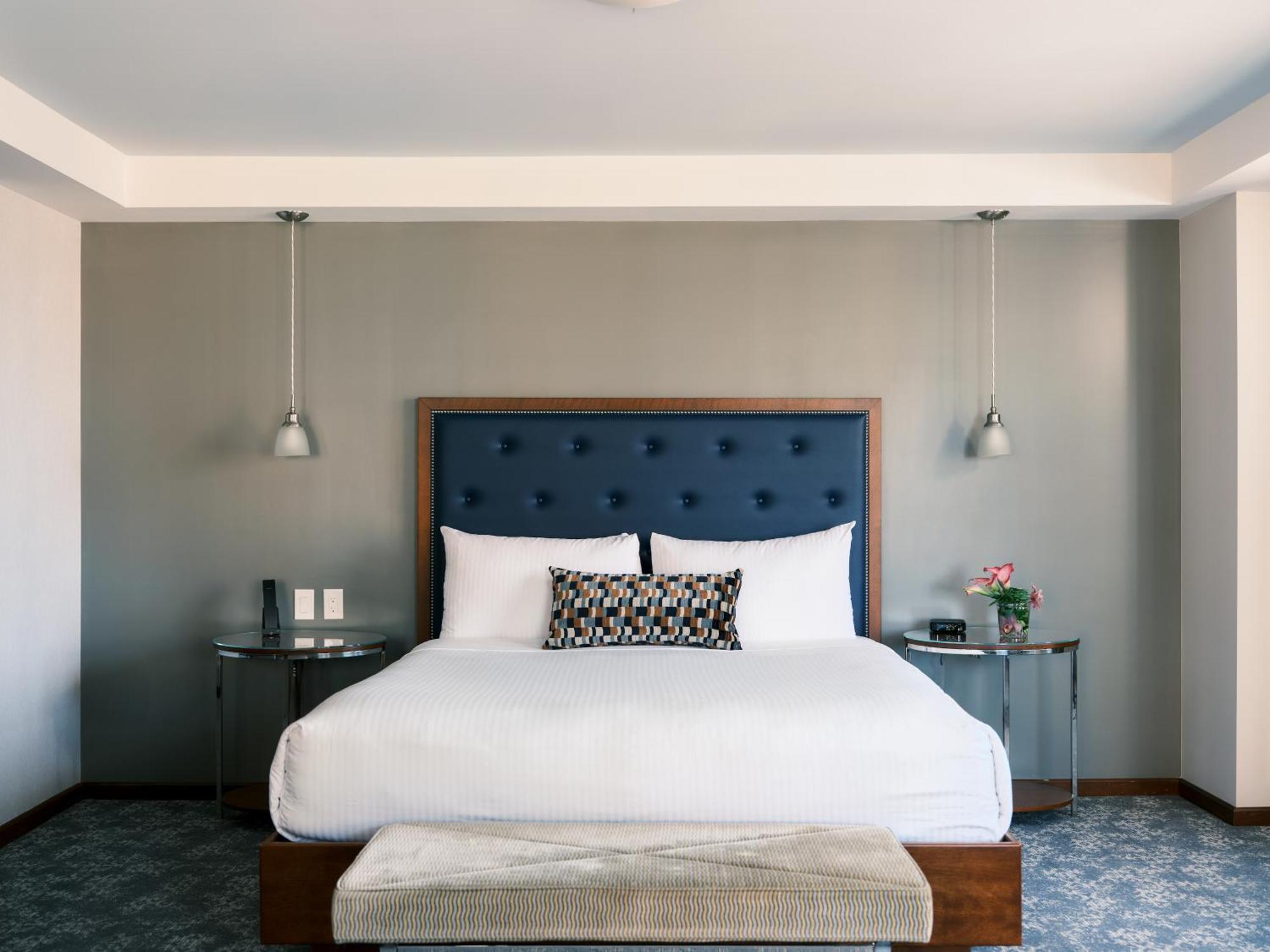 Battery Wharf Hotel, Waterfront Hotel Boston