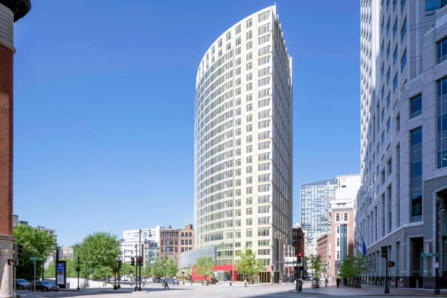Apartment Downtown 1br W Gym Doorman Nr S Station Bos-246 *